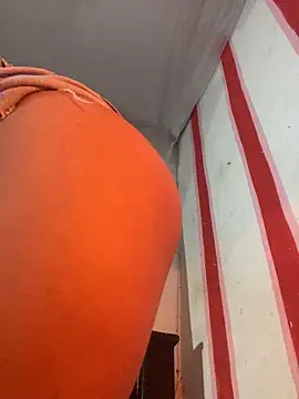 justcallmemargo online show from December 14, 2025, 1:44 am