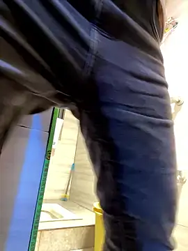 Snapshot of Yes-Baby-A chatting on January 19, 2026, 12:09 pm Yes-Baby-A online show from January 19, 2026, 12:09 pm