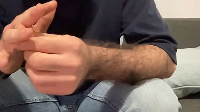 Noxial Red online show from November 17, 2025, 6:46 pm