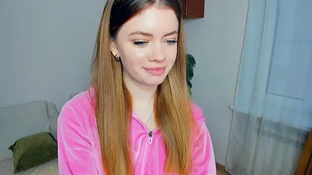 AngelesBenitz online show from December 22, 2025, 6:54 am