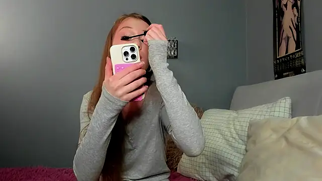 KarieBowery online show from February 6, 2026, 8:01 pm