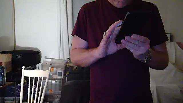 Snapshot of Hardwarelane67 chatting on November 29, 2025, 6:33 pm Hardwarelane67 online show from November 29, 2025, 6:33 pm