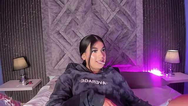 Snapshot of ShirleyJones_ chatting on November 30, 2025, 12:42 pm ShirleyJones online show from November 30, 2025, 12:42 pm