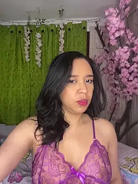 Esmerald 1111 online show from April 7, 2026, 11:10 am