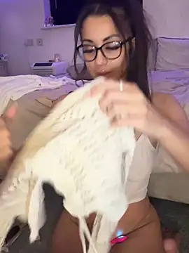 Badcrystal online show from November 19, 2025, 9:37 pm