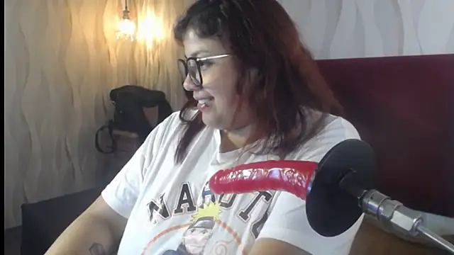 danna garza online show from December 16, 2025, 4:50 am