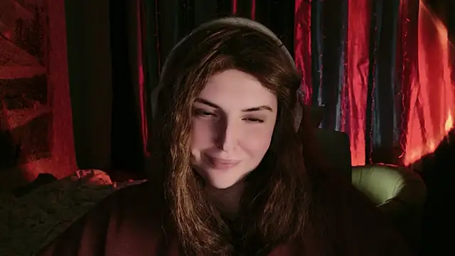 Snapshot of DaraSecret chatting on November 30, 2025, 10:03 pm DaraSecret online show from November 30, 2025, 10:03 pm