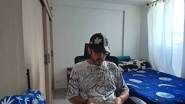 naitt  online show from November 30, 2025, 6:45 pm