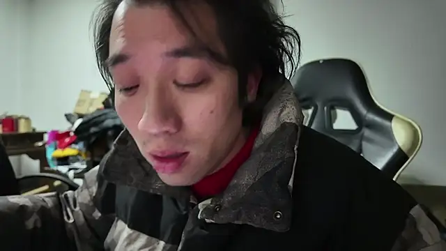 lubeiqu online show from December 21, 2025, 2:02 pm