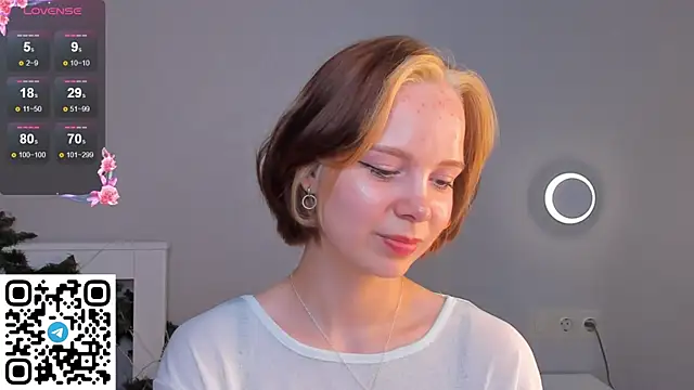 UmbraVelour online show from January 13, 2026, 2:33 pm