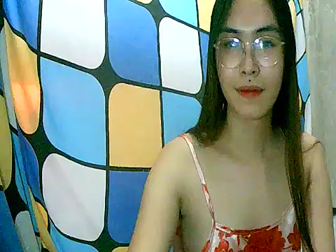 Snapshot of hottest_solel chatting on December 2, 2025, 11:04 am hottest solel online show from December 2, 2025, 11:04 am