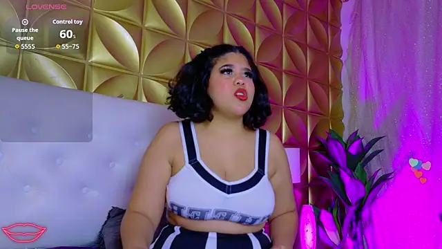 Amanda Mooree online show from March 8, 2026, 3:54 am