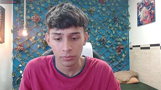 DraxBlade09 online show from December 17, 2025, 7:53 pm