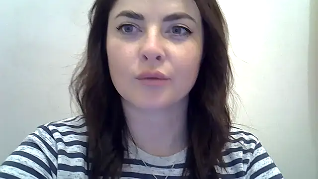 Snapshot of Darkroseq chatting on November 24, 2025, 1:00 pm Darkroseq online show from November 24, 2025, 1:00 pm