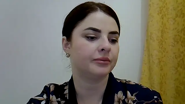 Darkroseq online show from December 19, 2025, 6:15 pm