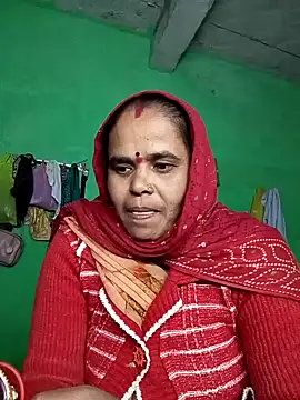 Qxjiya online show from November 19, 2025, 4:29 pm