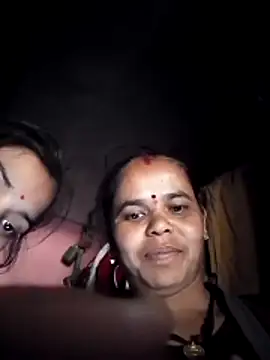 Qxjiya online show from December 2, 2025, 4:18 am