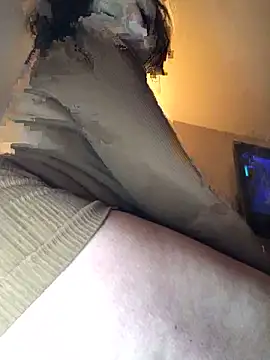 AndreaSFanSTo online show from February 8, 2026, 10:02 pm