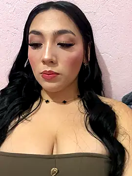 Snapshot of urenyel chatting on November 30, 2025, 3:32 am urenyel online show from November 30, 2025, 3:32 am