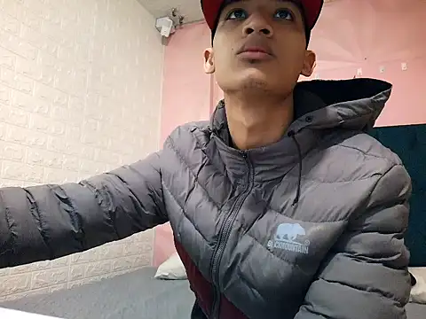 saniasex2025 online show from December 1, 2025, 1:27 pm