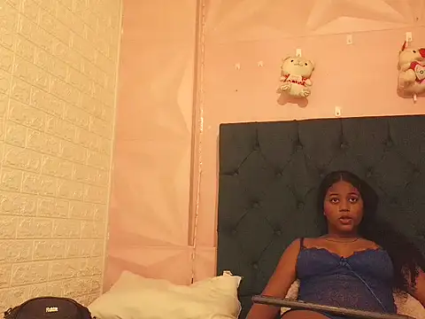 saniasex2025 online show from December 16, 2025, 4:56 pm