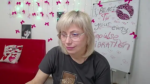 LaurenWishy online show from March 23, 2026, 6:28 am