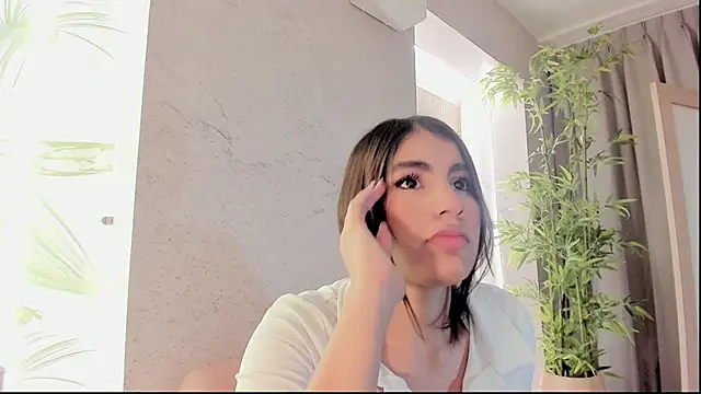 IsabelaStefano online show from March 5, 2026, 3:13 am