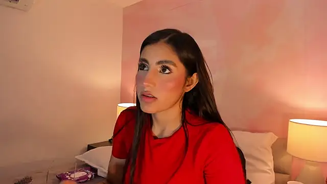 IsabelaStefano online show from June 6, 2026, 3:22 am