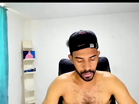 alberthot11 online show from January 9, 2026, 5:37 pm