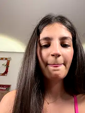 SophiaNazari online show from November 28, 2025, 9:50 pm