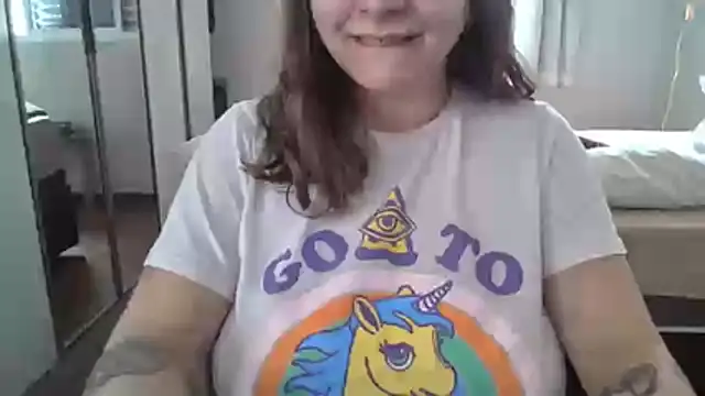 xxxluana online show from February 25, 2026, 1:10 pm