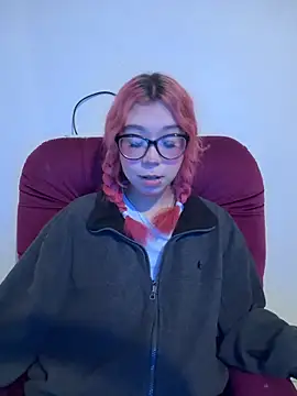 Valen-Foxx1 online show from April 3, 2026, 9:07 am