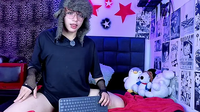 Snapshot of Apolo_Ushi chatting on November 23, 2025, 7:57 pm Apolo Ushi online show from November 23, 2025, 7:57 pm