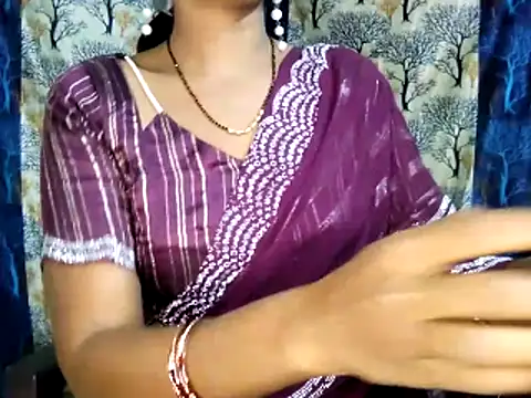 Sassy Shanvi online show from December 17, 2025, 11:33 pm