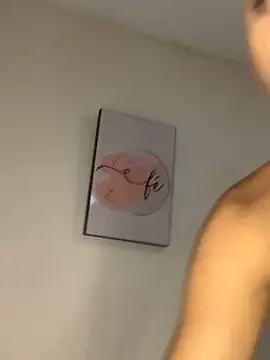 nyxen12hot online show from December 1, 2025, 5:56 am