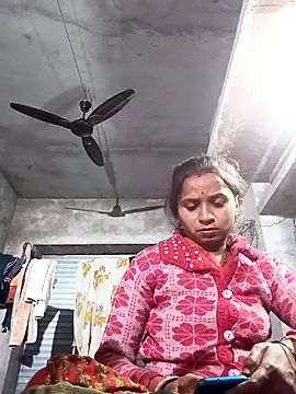 Snapshot of Hot_erion chatting on November 27, 2025, 4:20 pm Hot erion online show from November 27, 2025, 4:20 pm