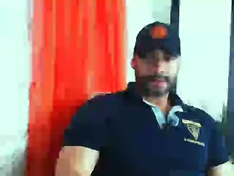 musclehetero online show from May 16, 2026, 8:07 pm
