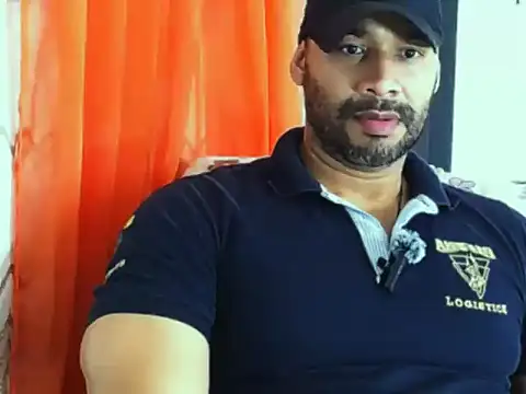 musclehetero online show from May 16, 2026, 8:18 pm