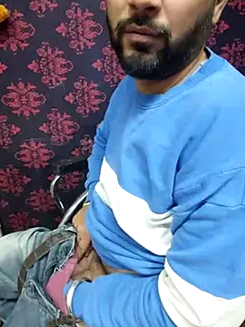 Snapshot of Cute_Lucky chatting on November 19, 2025, 12:16 pm Cute Lucky online show from November 19, 2025, 12:16 pm