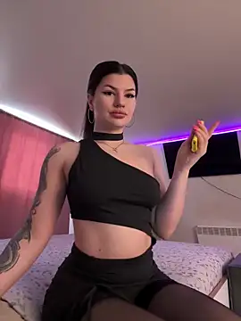 Snapshot of -MaybeBaby- chatting on February 27, 2026, 7:30 am -MaybeBaby- online show from February 27, 2026, 7:30 am