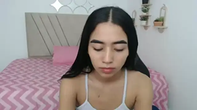 xoxo melany online show from April 8, 2026, 12:05 pm