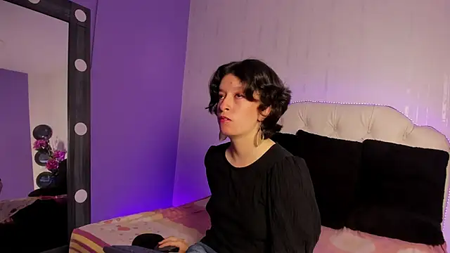 CoralAndOcean  online show from December 4, 2025, 12:47 pm