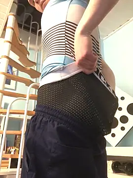 Spielzeugtwink online show from April 1, 2026, 4:26 pm