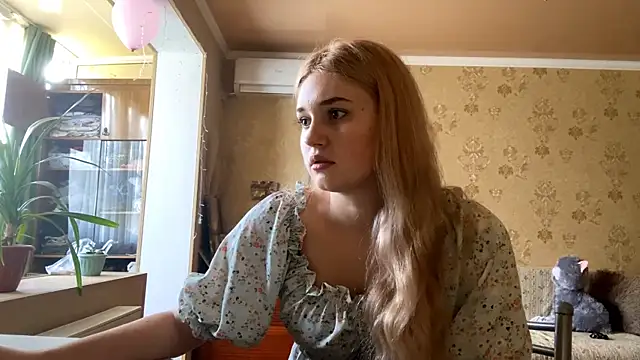 Malley Saunds online show from November 25, 2025, 7:41 am