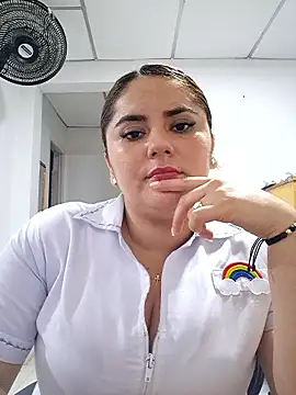 girl redhead bigtits online show from January 18, 2026, 4:27 am