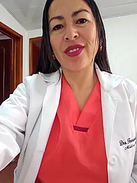 JustSamantha  online show from December 16, 2025, 1:05 pm