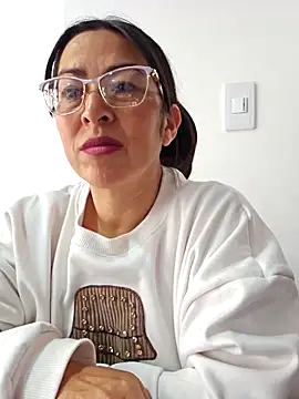 Snapshot of JustSamantha_ chatting on February 27, 2026, 2:39 pm JustSamantha online show from February 27, 2026, 2:39 pm