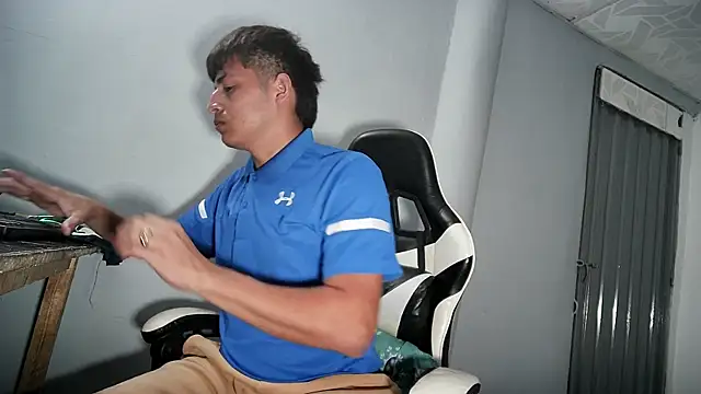 ricky boy4 online show from March 19, 2026, 4:27 am