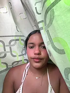 chleo rosse online show from April 4, 2026, 8:28 pm