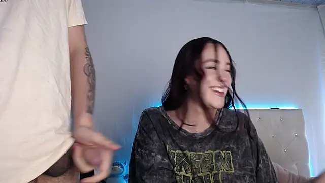 stanandrose  online show from January 17, 2026, 6:07 am